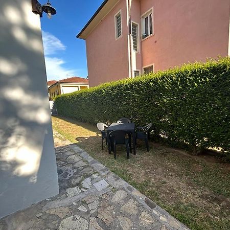 A Quattro Passi Dalle Mura Lucca Buitenkant foto